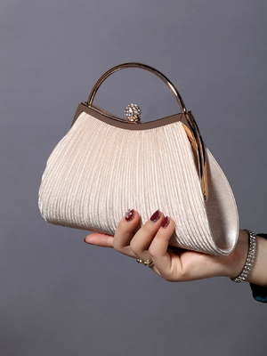 Avrupa ve Birleşik Devletler RETRO SOLID COLOR PLEATED HAND RING FASHION LOCK CLOSED DINER BAG CHAIN CROSSBODY BAG