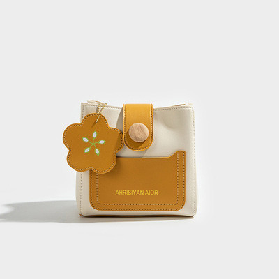 Yaz taze tüm eşleşme çanta kadın moda eğilimleri gelişmiş anlamlı niş tasarım crossbody kova çanta bu yıl popüler