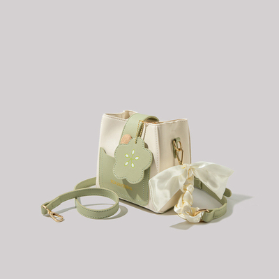 Yaz taze tüm eşleşme çanta kadın moda eğilimleri gelişmiş anlamlı niş tasarım crossbody kova çanta bu yıl popüler