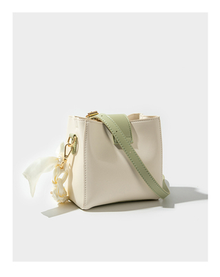 Yaz taze tüm eşleşme çanta kadın moda eğilimleri gelişmiş anlamlı niş tasarım crossbody kova çanta bu yıl popüler