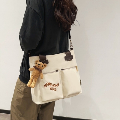 CANVAS TOTE BAG STREET FASHION Büyük kapasiteli omuz çantası Erkek ve Kadın Sınıfı Çanta Çanta Çanta Çanta
