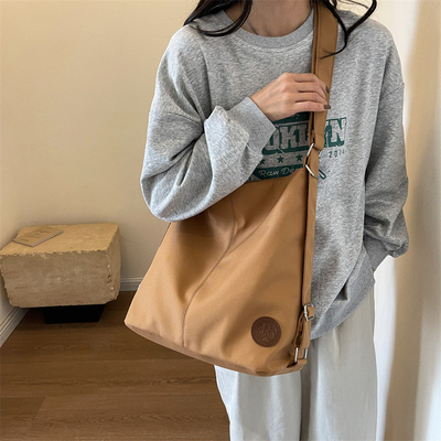 CANVAS TOTE BAG STREET FASHION Büyük kapasiteli omuz çantası Erkek ve Kadın Sınıfı Çanta Çanta Çanta Çanta
