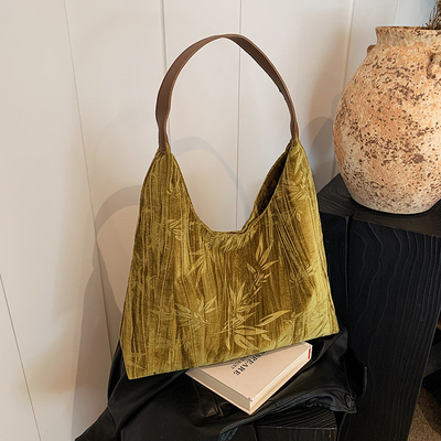 Yeni Çin tarzı büyük kapasiteli koltuk altı çantası yeni moda ortaçağ omuz çantası kadın azınlık yolcu Tote çantası