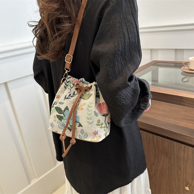 Yeni Çin Ulusal Rüzgar Koltuk Çantası Basit Moda Trend Yaz Yeni Linen Tarzı Yüksek Kaliteli SENSE Tek Omuzlu