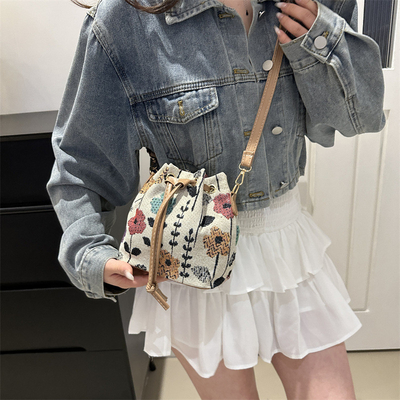 Yeni Çin Ulusal Rüzgar Koltuk Çantası Basit Moda Trend Yaz Yeni Linen Tarzı Yüksek Kaliteli SENSE Tek Omuzlu