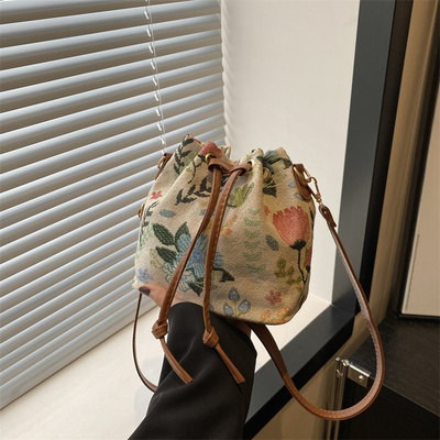 Yeni Çin Ulusal Rüzgar Koltuk Çantası Basit Moda Trend Yaz Yeni Linen Tarzı Yüksek Kaliteli SENSE Tek Omuzlu