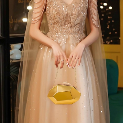 Kadınlar DENİŞİ METAL DÜZENLERİ Geometrik Gece Çantası Partiler,Düğünler,Promlar için Clutch Cüzdanı