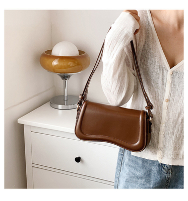 Kadınlar için küçük omuz çantası Moda Crossbody Cüzdan Su geçirmez Deri El Çantaları Kabuk Tote Tasarımcı Çantalar